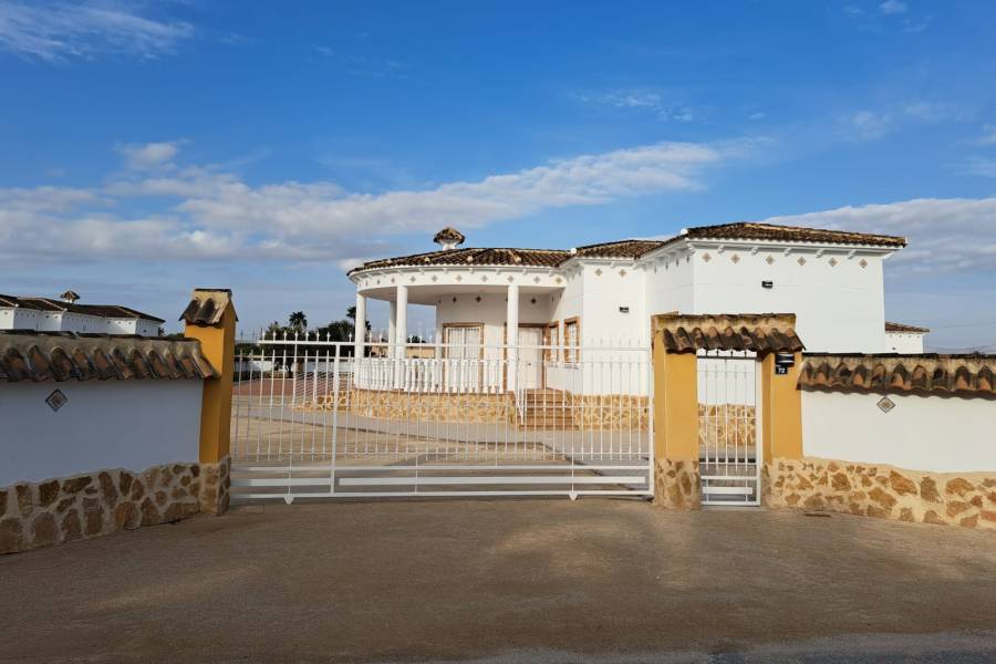 Nieuwbouw - Villa ( Finca ) - Catral