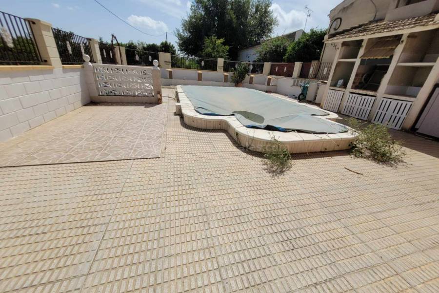 Resale - Country Villa   - Almoradí