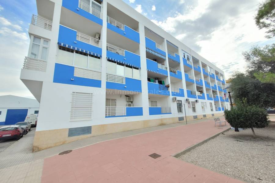 Resale - Apartment  - Almoradí