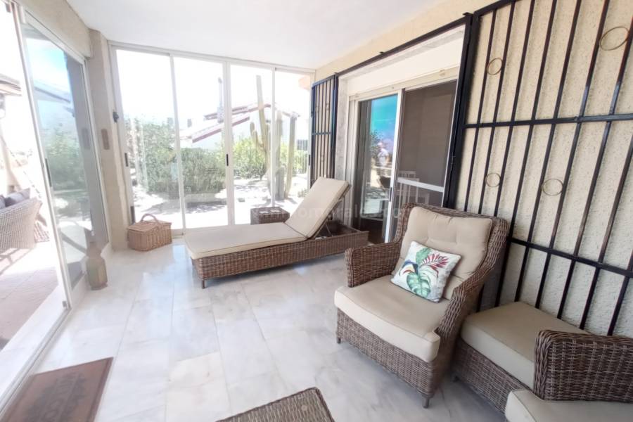 Resale - Villa with annex - Crevillente - Crevillent