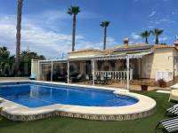 Herverkoop - Villa ( Finca ) - Orihuela