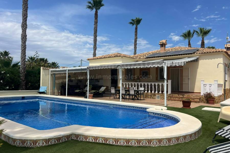 Herverkoop - Villa ( Finca ) - Orihuela