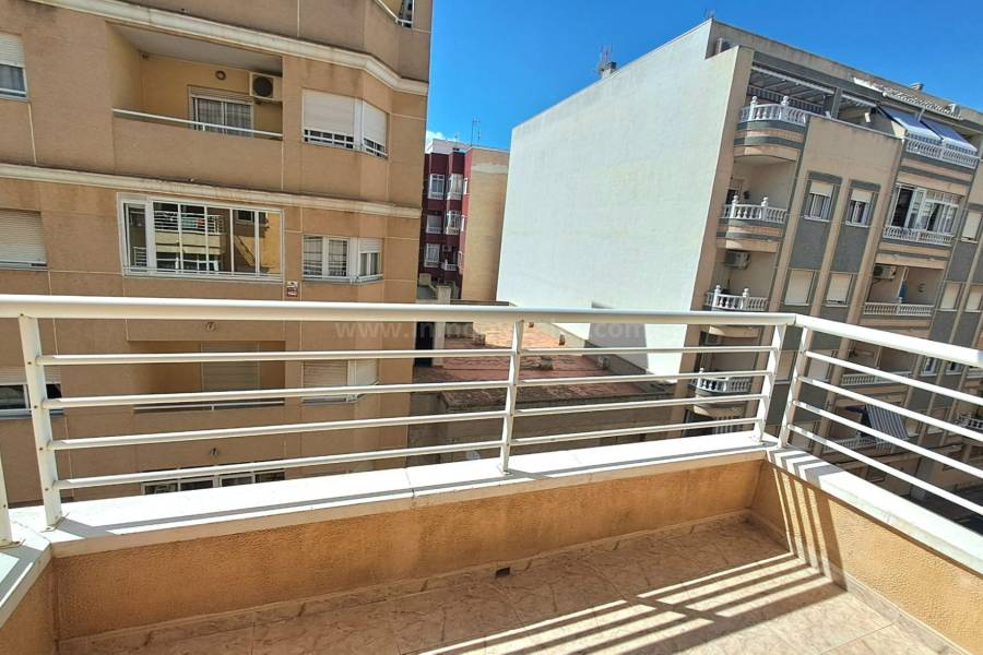 Wiederverkauf - Wohnung/Apartment - Torrevieja - Centro