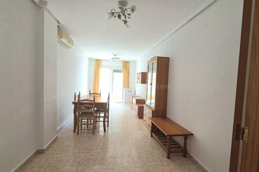 Wiederverkauf - Wohnung/Apartment - Torrevieja - Centro