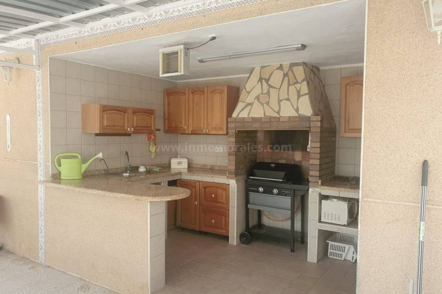 Resale - Country Villa   - Catral