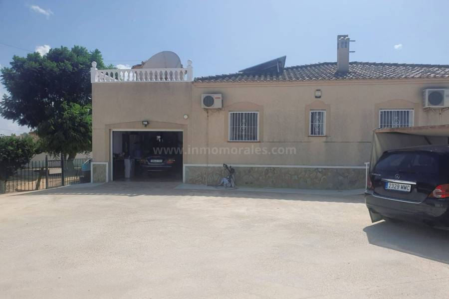 Resale - Country Villa   - Catral