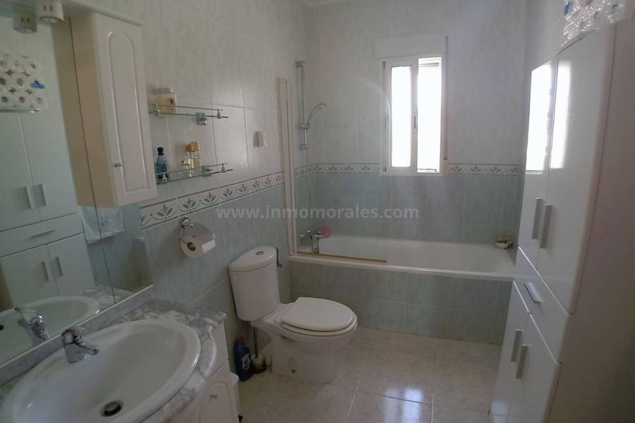 Resale - Country Villa   - Catral