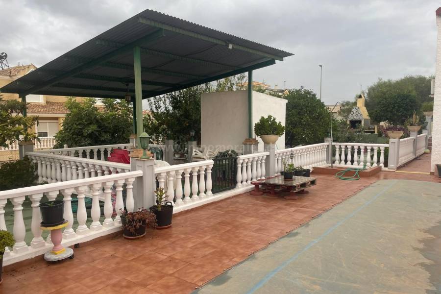 Resale - Detached House / Villa  - Benijófar