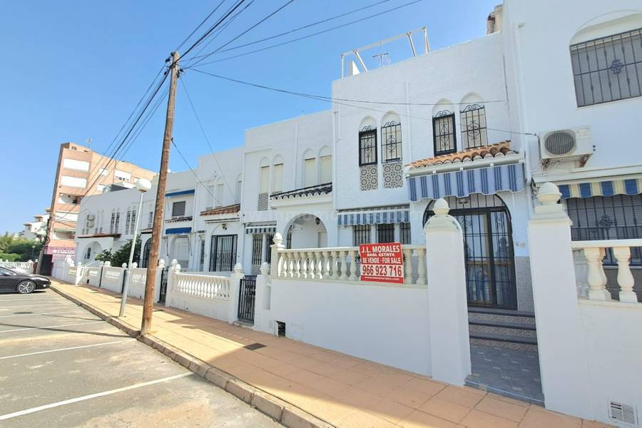 Resale - Town House  - La Mata