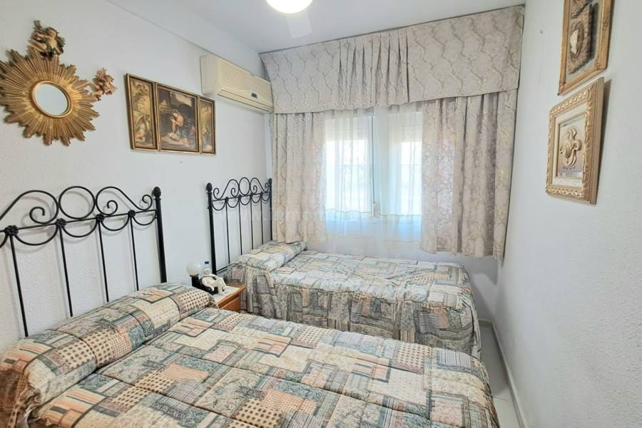 Resale - Town House  - La Mata