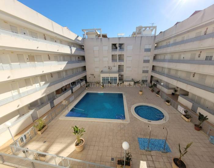 Apartment  - Resale - Almoradí - Almoradí