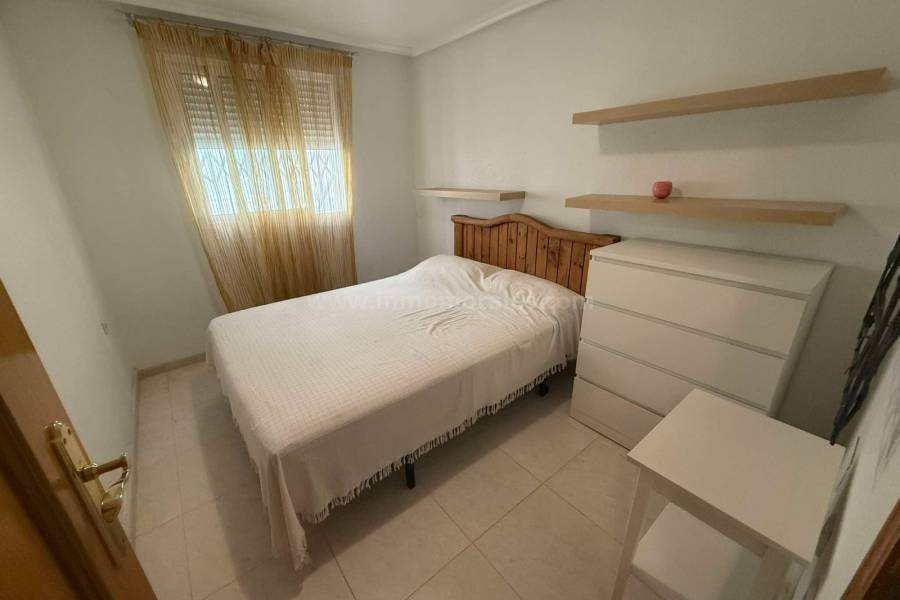 Resale - Apartment  - Almoradí