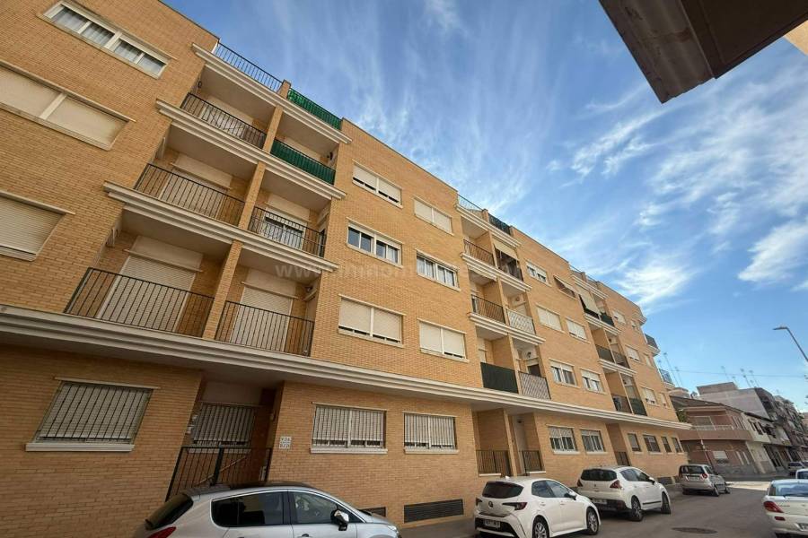 Resale - Apartment  - Almoradí