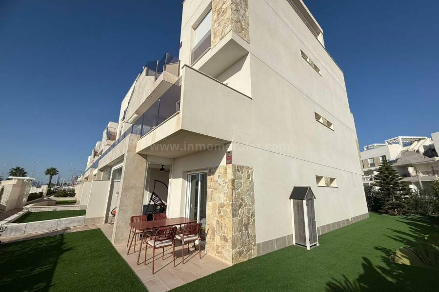 Resale - Apartment  - Guardamar del Segura - El Raso