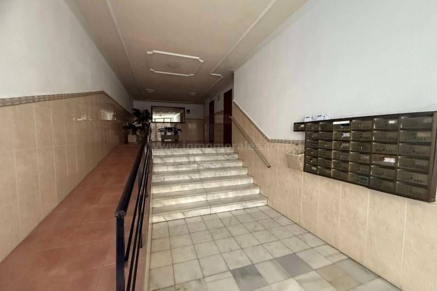 Resale - Apartment  - Almoradí