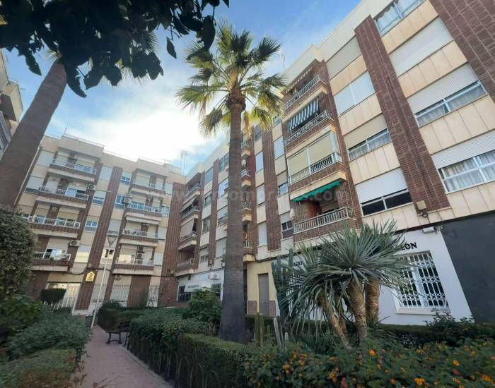 Apartment  - Resale - Almoradí - Almoradí