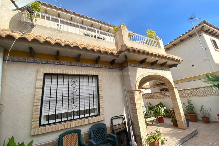 Venta - Chalet / Villa - Torrevieja - Los Frutales