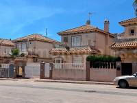 Venta - Chalet / Villa - Torrevieja - Los Frutales