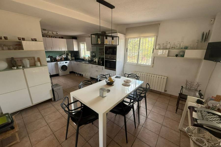 Resale - Country Villa   - Crevillente - Crevillent