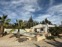 Resale - Country Villa   - Crevillente - Crevillent