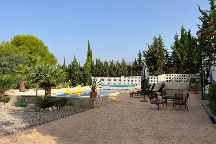 Resale - Country Villa   - Crevillente - Crevillent