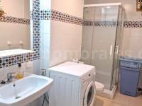 Resale - Apartment  - Torrevieja - Playa de los Locos