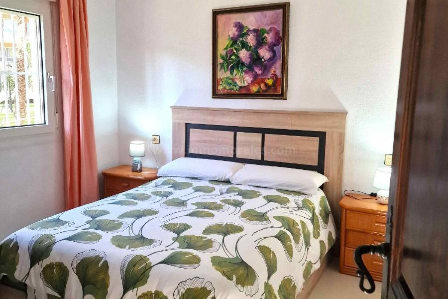 Resale - Apartment  - Torrevieja - Playa de los Locos