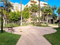 Resale - Apartment  - Torrevieja - Playa de los Locos