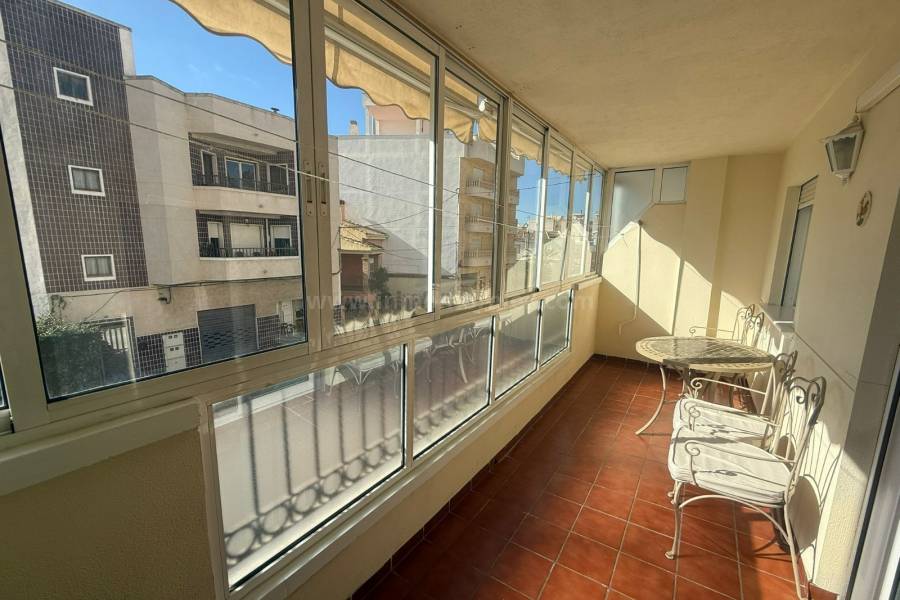 Herverkoop - Appartement - Almoradí