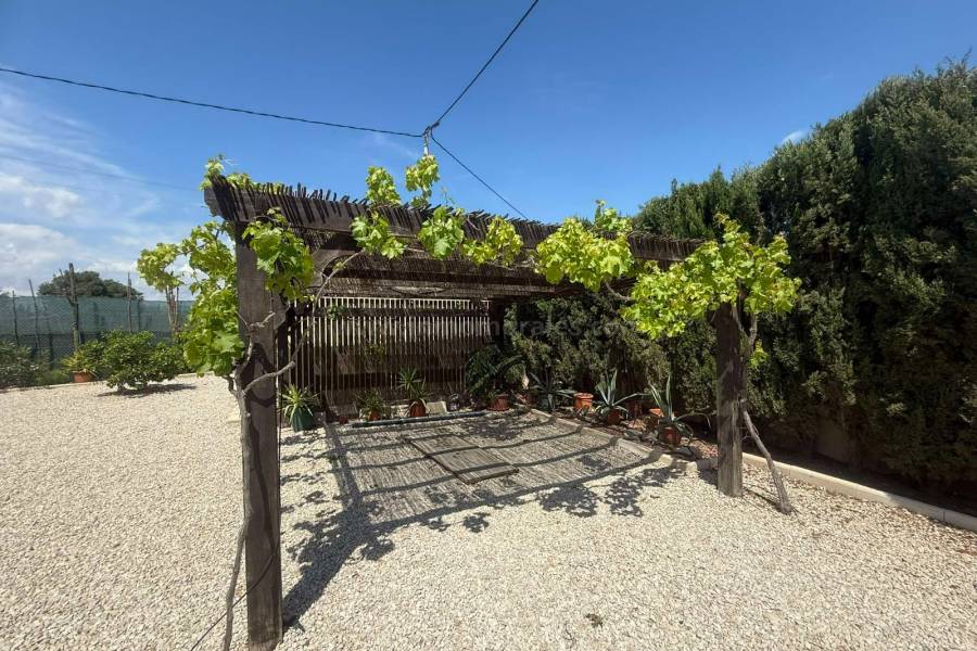 Herverkoop - Villa ( Finca ) - Dolores