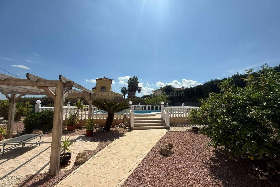 Herverkoop - Villa ( Finca ) - Dolores