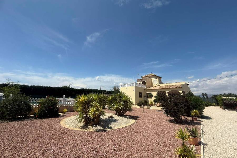 Herverkoop - Villa ( Finca ) - Dolores