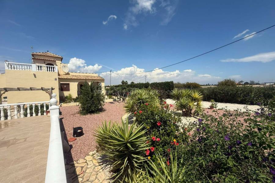 Herverkoop - Villa ( Finca ) - Dolores