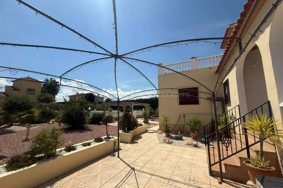 Herverkoop - Villa ( Finca ) - Dolores