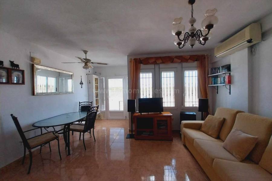 Revente - Maison mitoyenne - La Mata