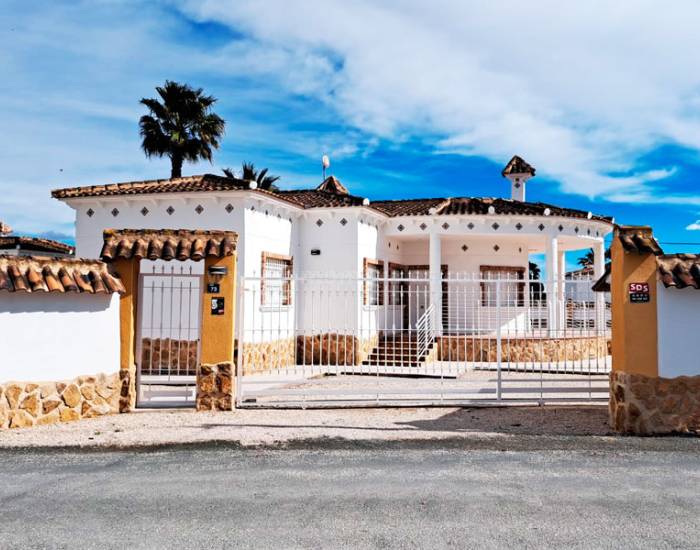 Casa de Campo - Nueva construcción  - Catral - Catral