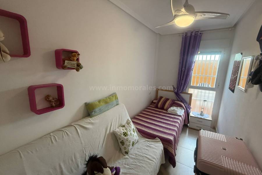 Herverkoop - Appartement - Daya Nueva