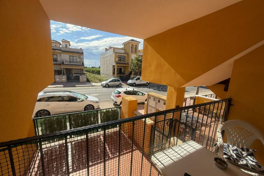 Herverkoop - Appartement - Daya Nueva