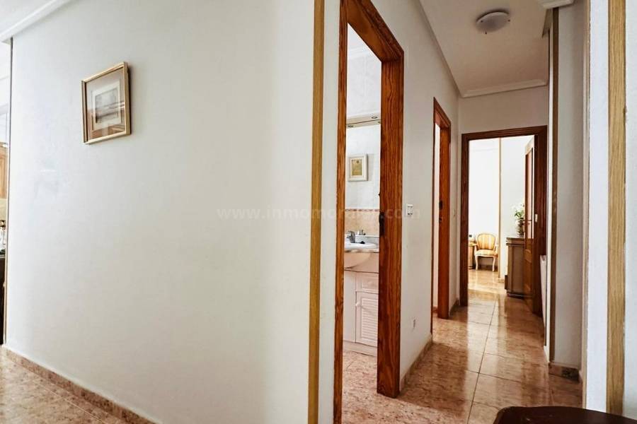 Wiederverkauf - Wohnung/Apartment - Torrevieja - Playa del Cura