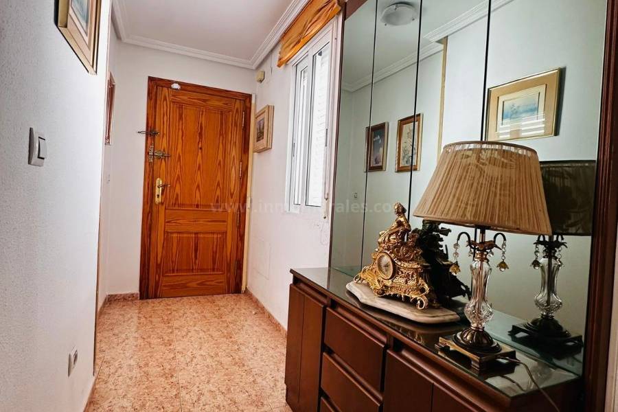 Wiederverkauf - Wohnung/Apartment - Torrevieja - Playa del Cura