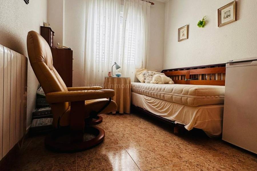 Wiederverkauf - Wohnung/Apartment - Torrevieja - Playa del Cura