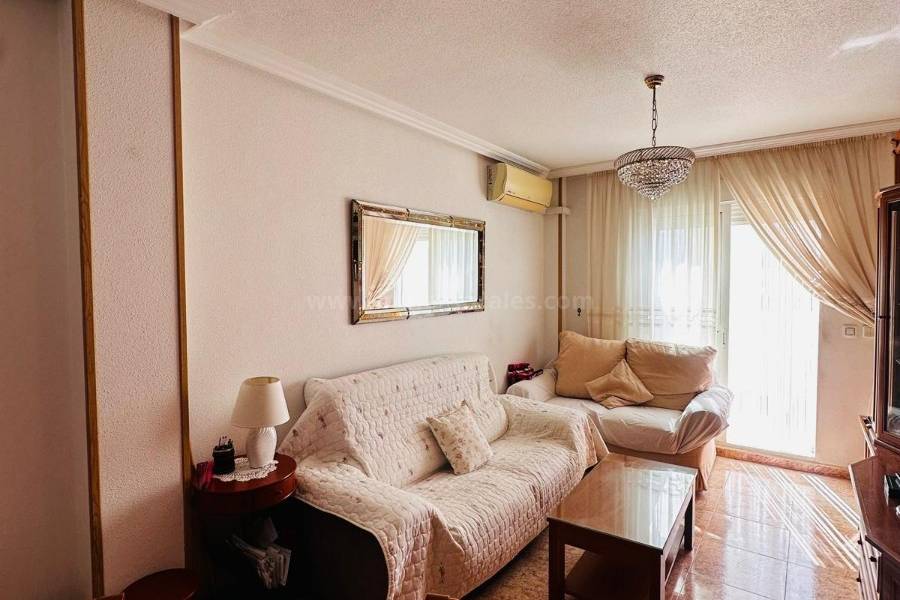 Wiederverkauf - Wohnung/Apartment - Torrevieja - Playa del Cura