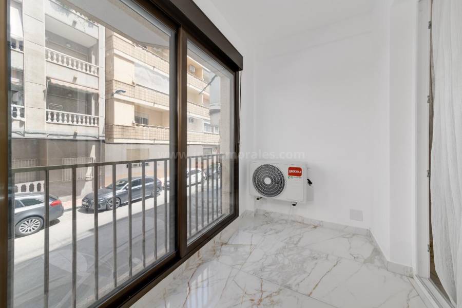 Wiederverkauf - Wohnung/Apartment - Torrevieja - Playa del Cura