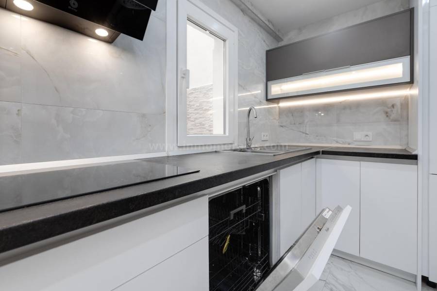 Wiederverkauf - Wohnung/Apartment - Torrevieja - Playa del Cura