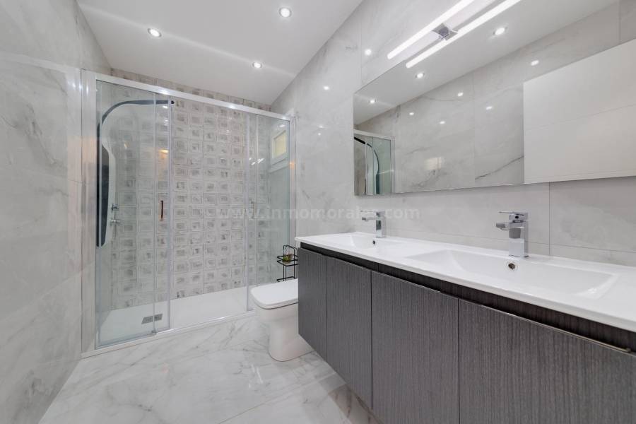Wiederverkauf - Wohnung/Apartment - Torrevieja - Playa del Cura