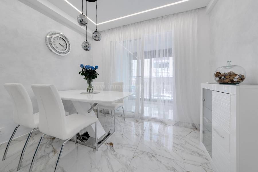 Wiederverkauf - Wohnung/Apartment - Torrevieja - Playa del Cura