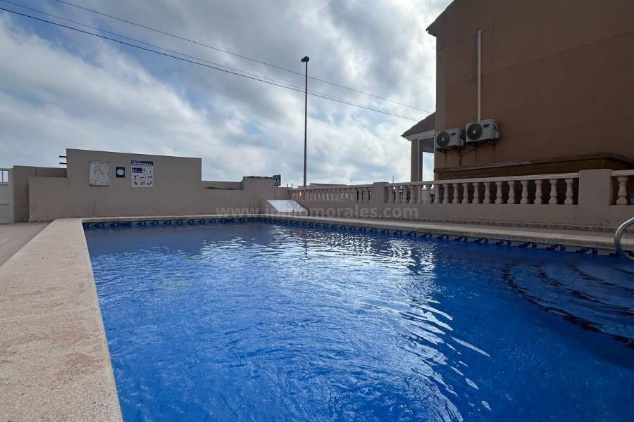 Wiederverkauf - Reihenhaus - Torrevieja - Los Frutales