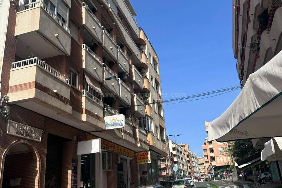 Wiederverkauf - Wohnung/Apartment - Torrevieja - Playa del Cura