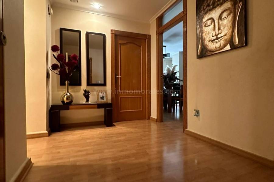 Resale - Apartment  - Torrevieja - Centro