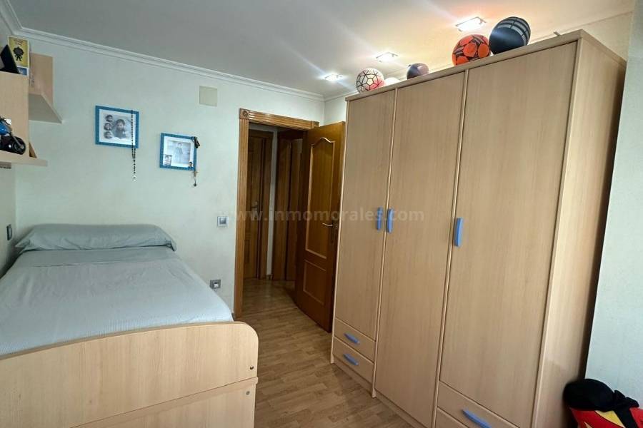 Resale - Apartment  - Torrevieja - Centro